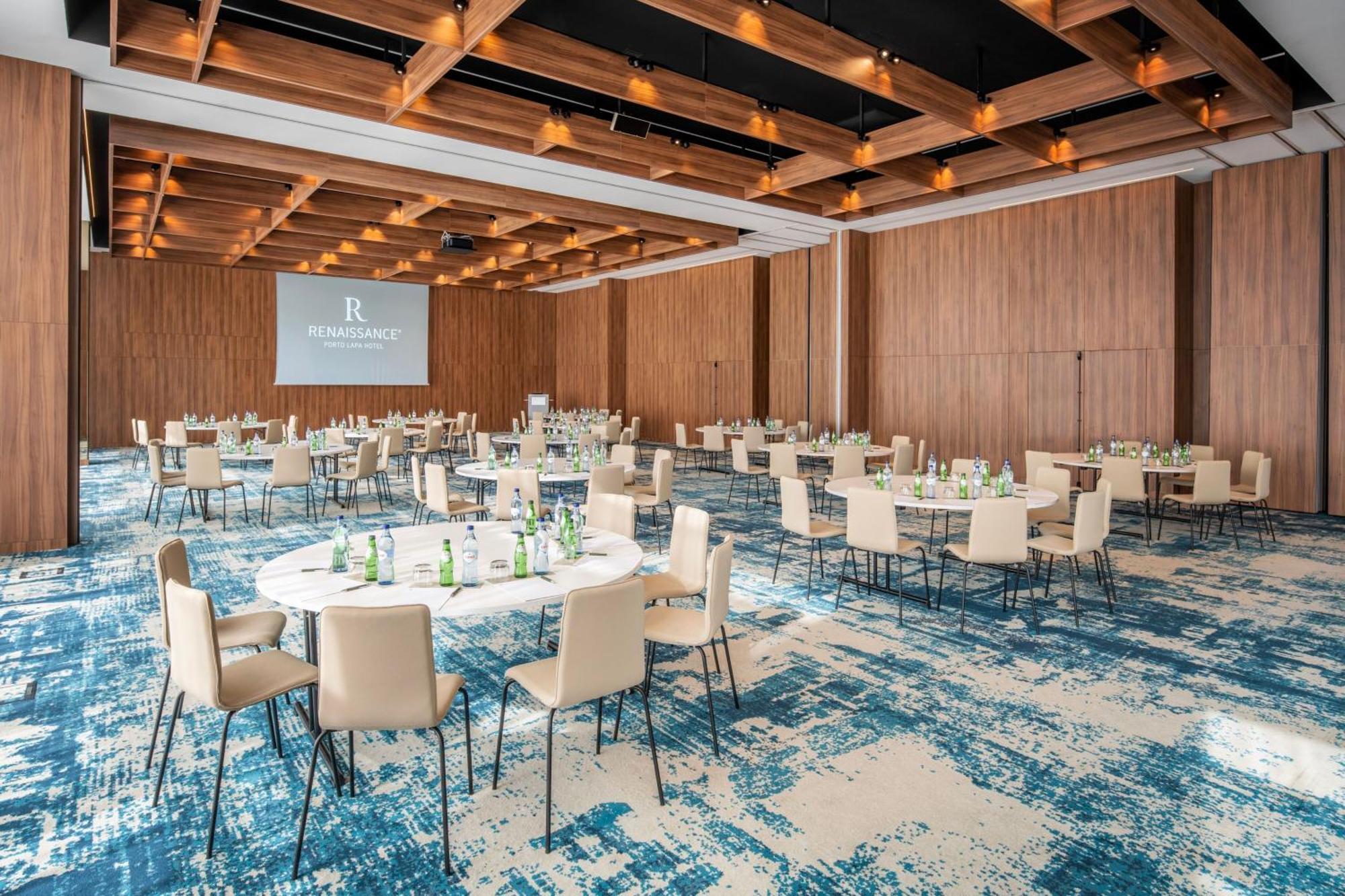 Renaissance Porto Lapa Hotel Exterior photo Meeting room